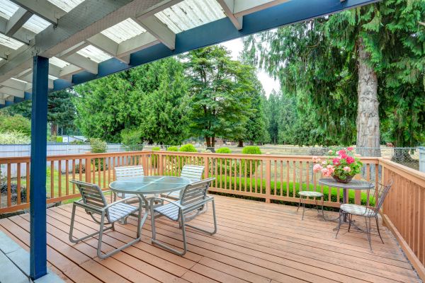 Deck Carpentry Service in Bowie